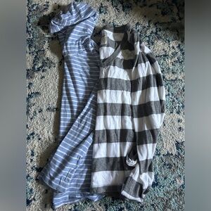 Lot of two girls’ shirts. Both sz medium.